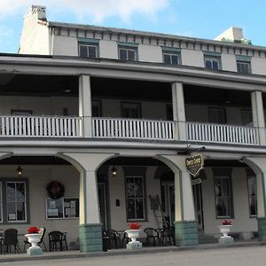 Empire House Hotel